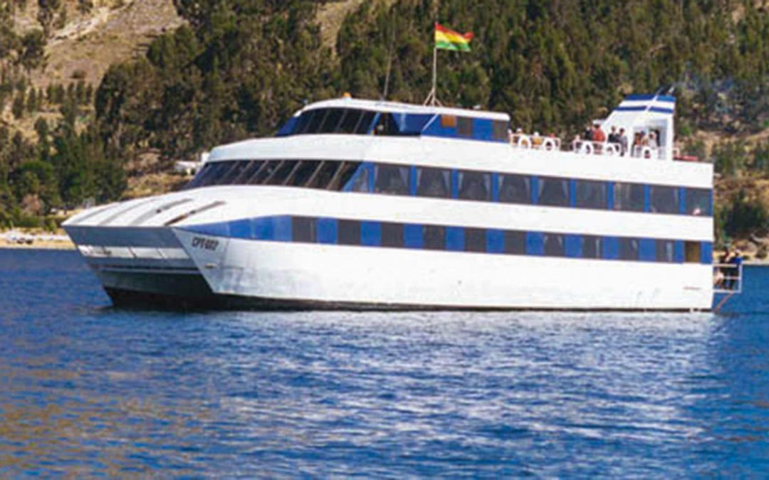 CATAMARAN Puno ↔ La Paz